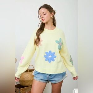 MULTI-COLOR CROCHET FLORAL DETAIL KNIT PULLOVER SWEATER